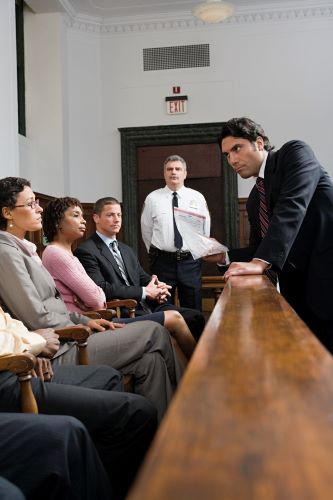How to Know If Settlement or Trial is Right for Your Criminal Case